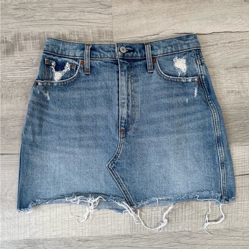 Abercrombie & Fitch Ultra High Rise Distressed Denim Skirt Size 27 4R